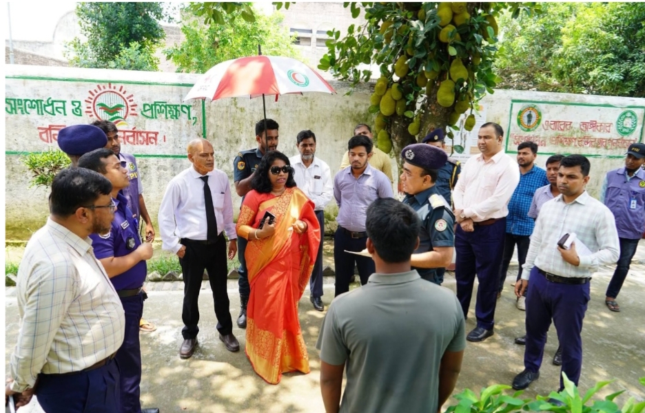 চুয়াডাঙ্গা জেলা কারাগার পরিদর্শন করলেন জেলা প্রশাসক