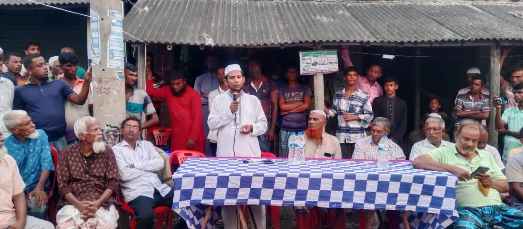 খাজরায় জনগণের দুর্ভোগ লাঘবে রাস্তা সংস্কার করলেন চেয়ারম্যান প্রার্থী মাহবুবুর রহমান